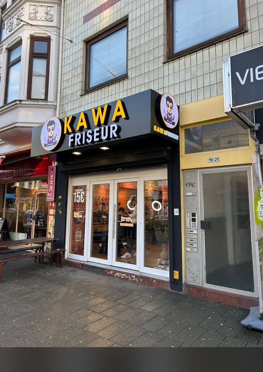 Kawa Friseur Eingang vor dem Steintor